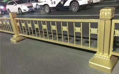 黄金护栏